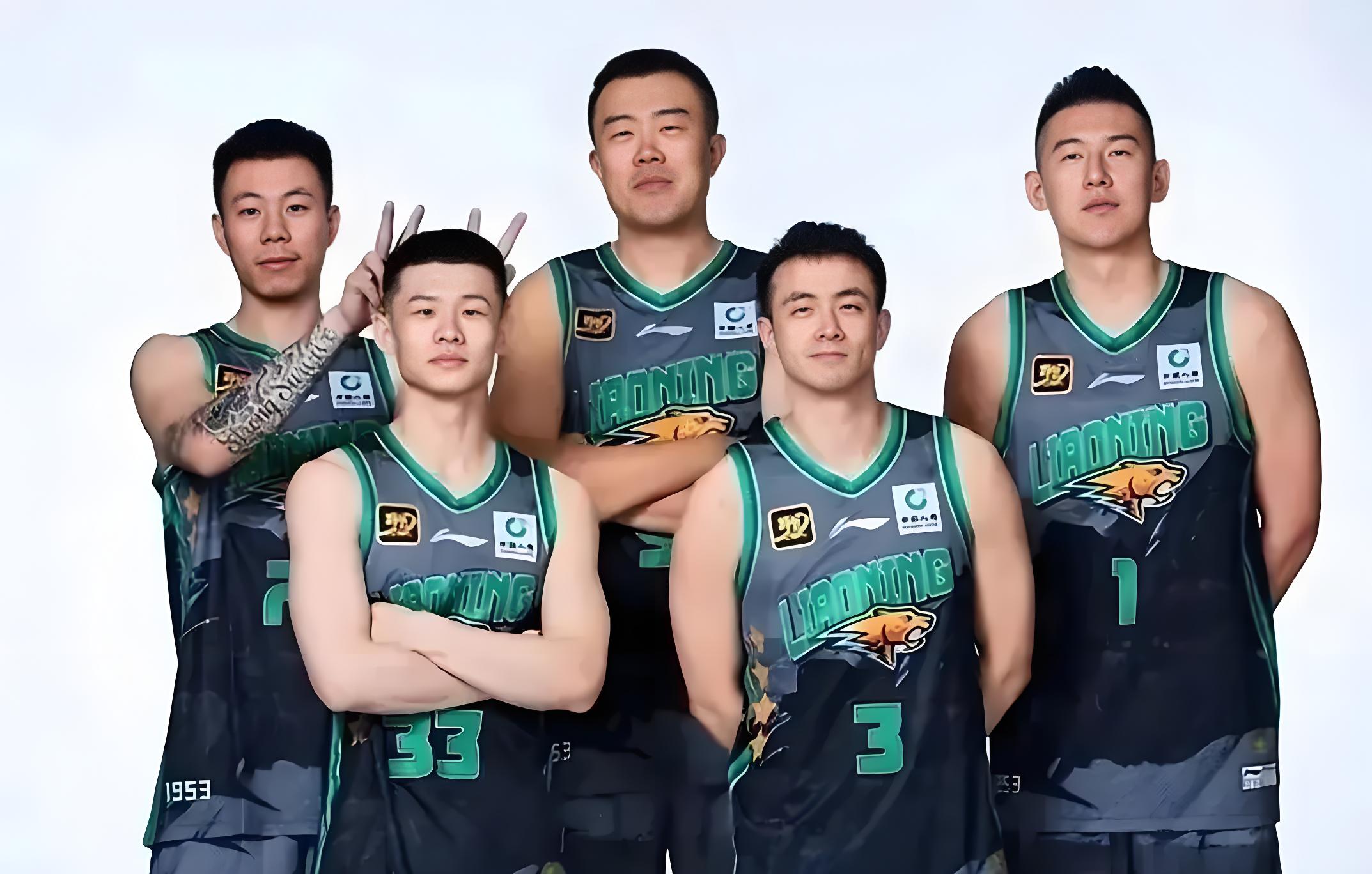 JackeyLove伤愈复出，官方发布新规首场表现抢眼，曼联球迷欢呼！